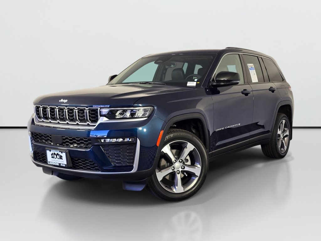 New 2026 Jeep Grand Cherokee Limited w/ MOPAR Finishing Package AWD/4WD image 1