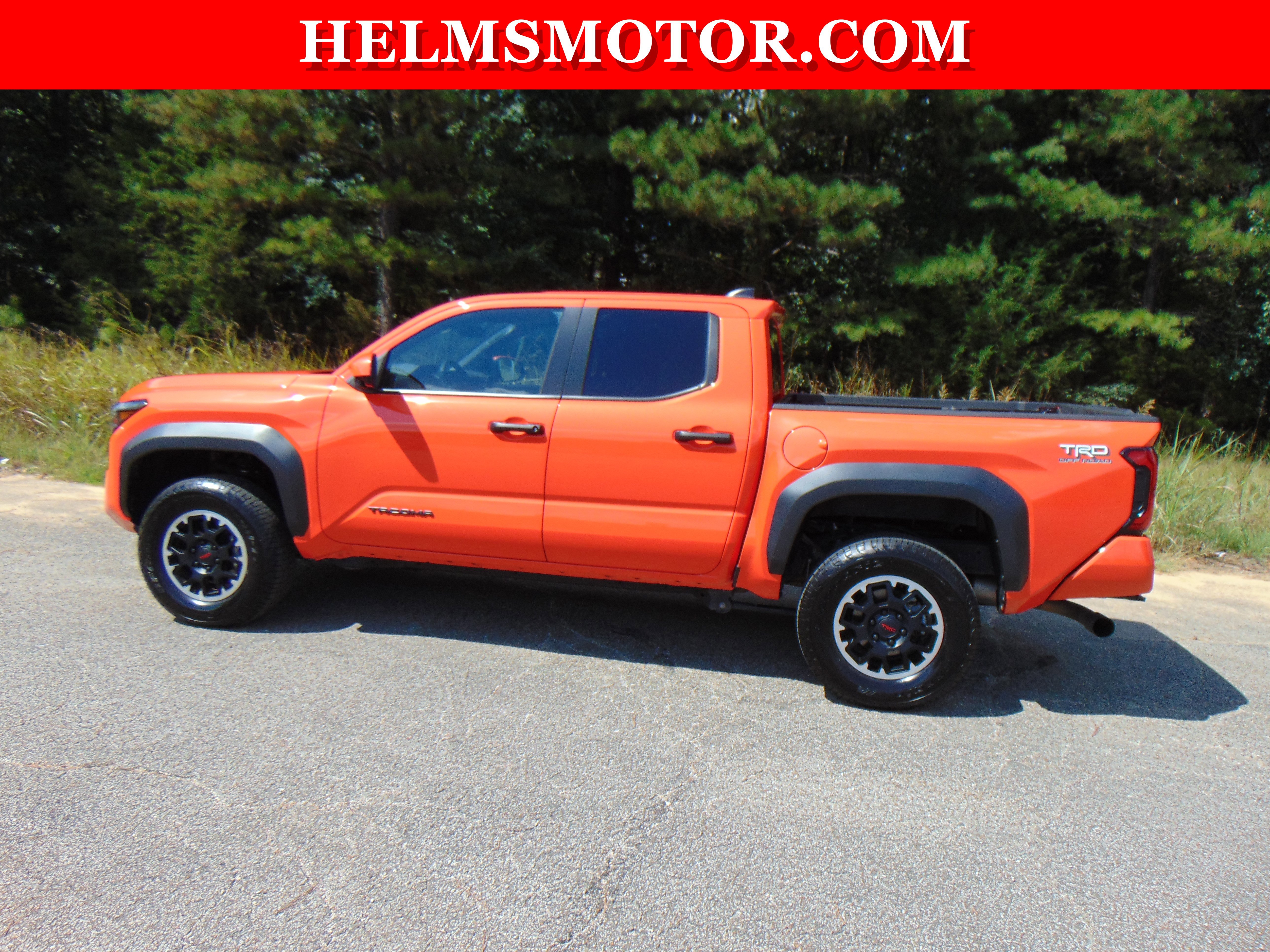 Used 2024 Toyota Tacoma TRD Off-Road image 3