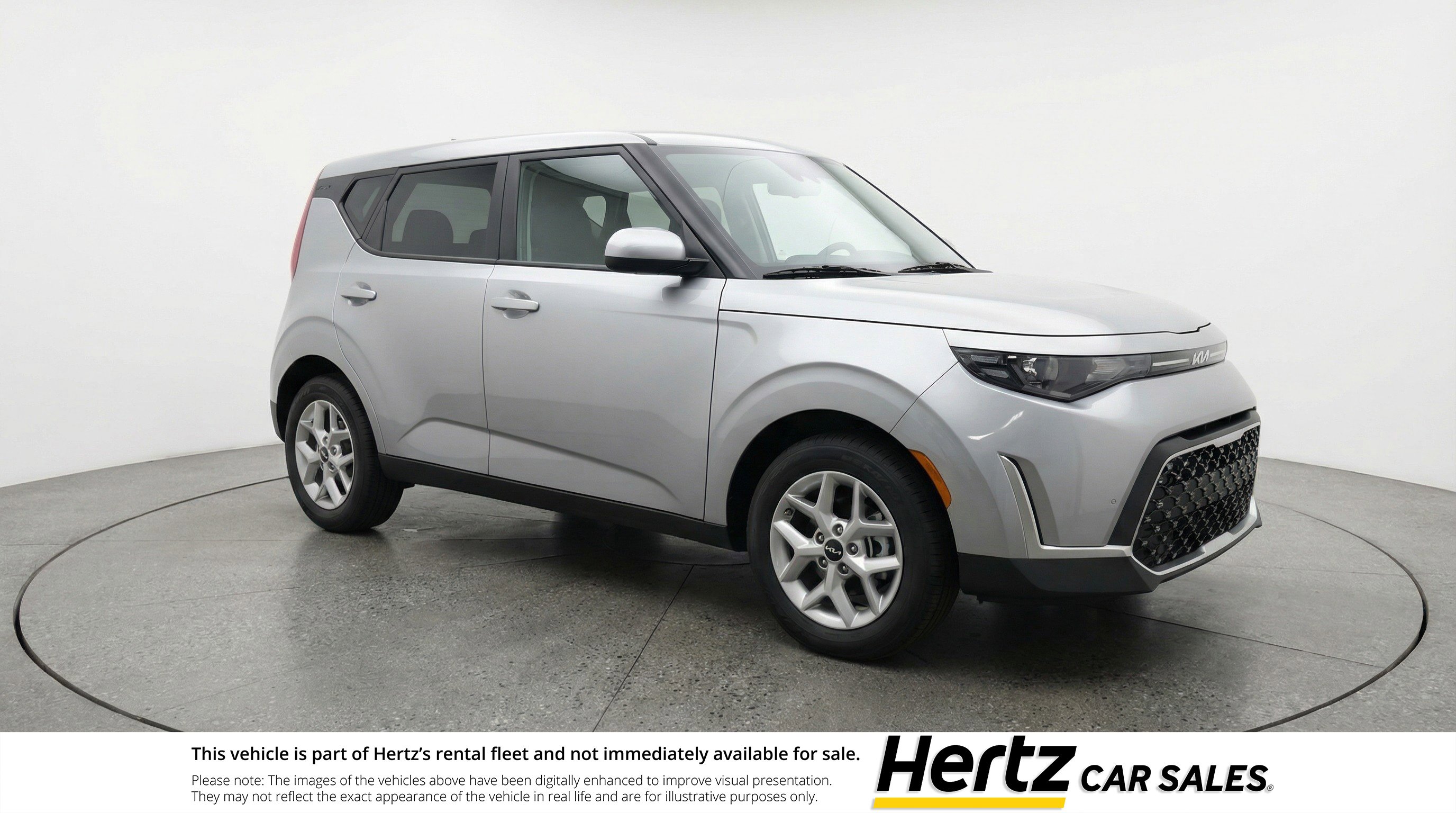 Used 2025 Kia Soul LX w/ LX Technology Package FWD image 1