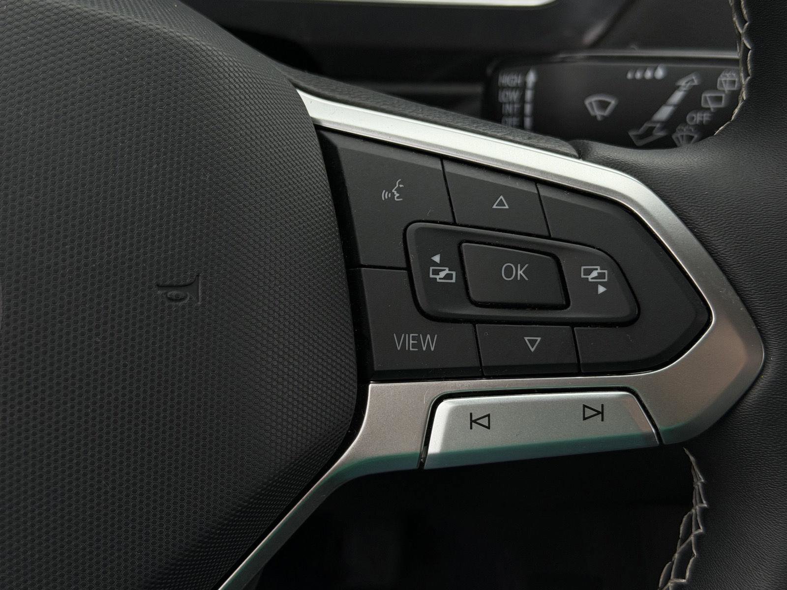 Used 2023 Volkswagen Tiguan S image 18