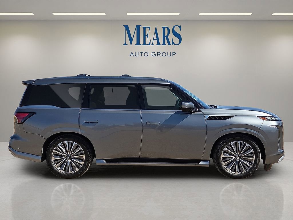 Used 2025 INFINITI QX80 Sensory image 6