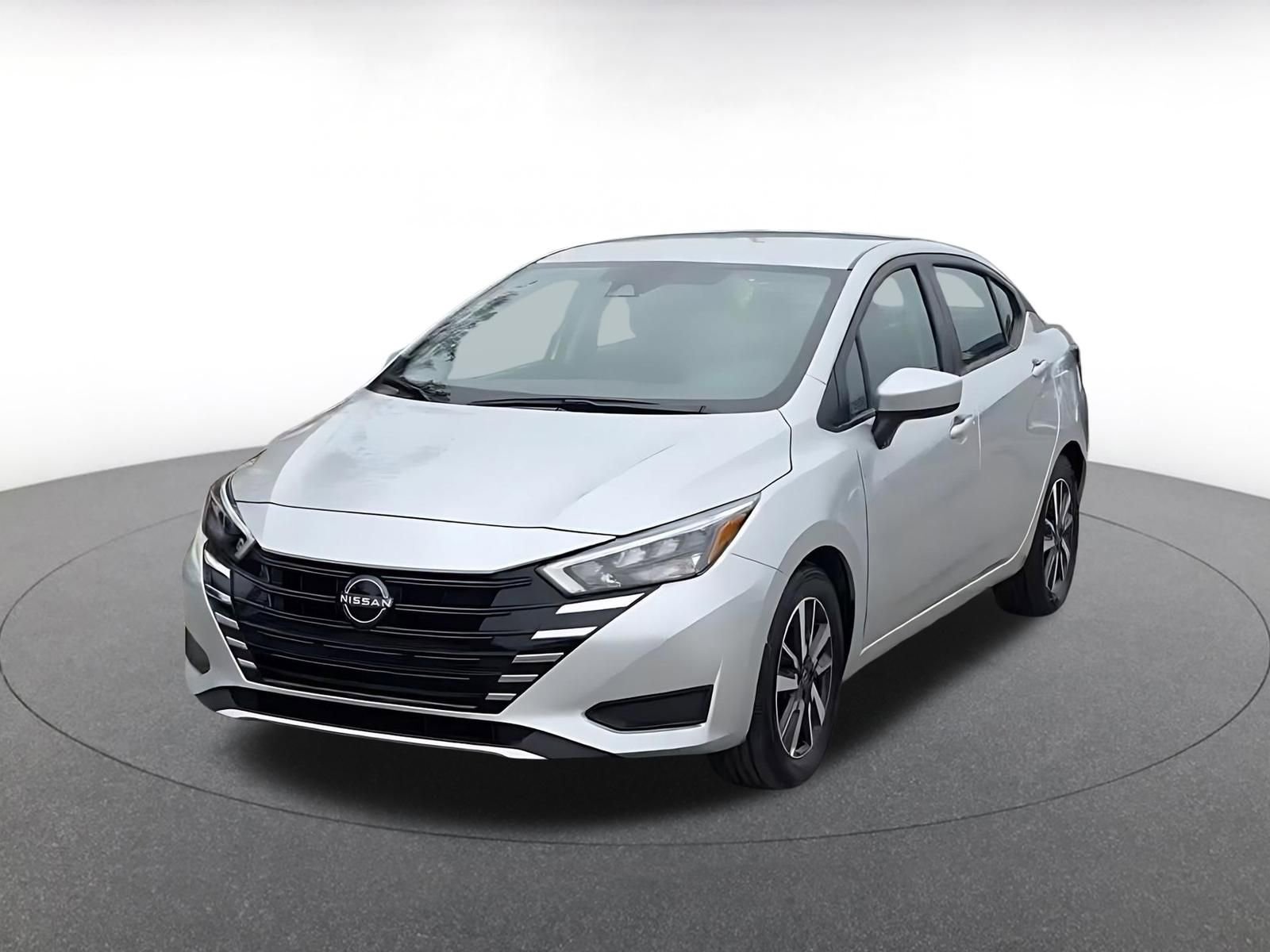 Used 2025 Nissan Versa SV FWD image 7
