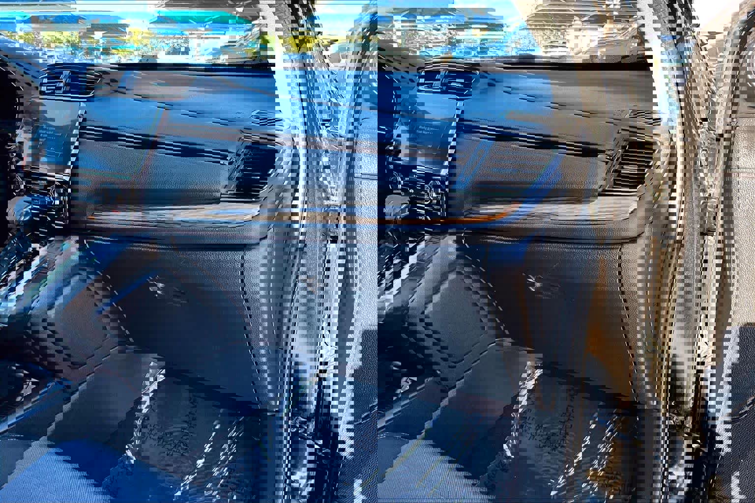 Used 2018 Honda CR-V EX image 15