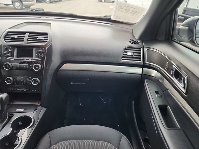 Used 2019 Ford Explorer XLT w/ Class II Trailer Tow Package FWD image 24