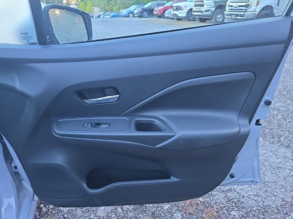 Used 2025 Nissan Versa SV FWD image 20
