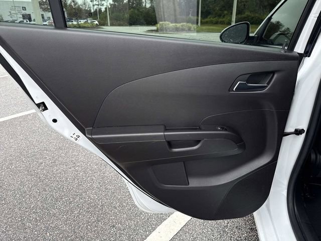 Used 2020 Chevrolet Sonic LT w/ Convenience Package image 10