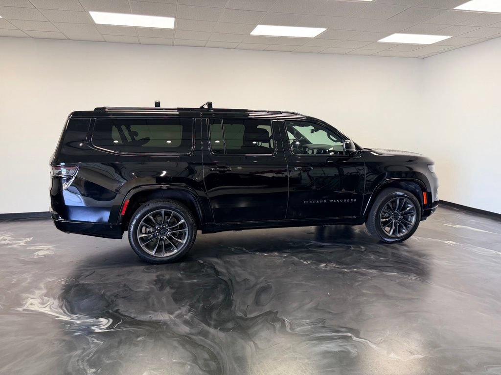 Used 2025 Jeep Grand Wagoneer L Series III w/ Quick Order Packagew 28T AWD/4WD image 28