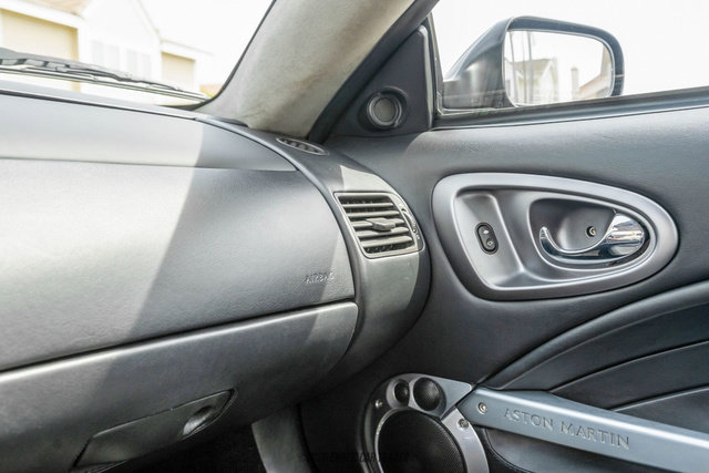 Used 2005 Aston Martin Vanquish S RWD image 42