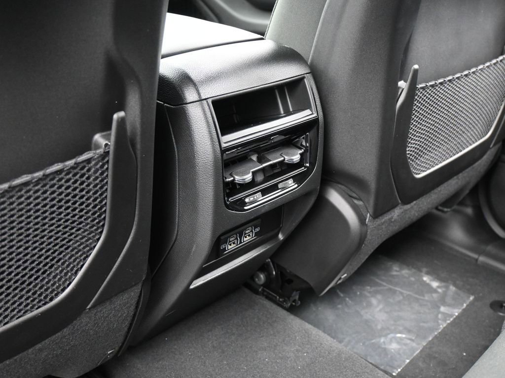 New 2026 Jeep Grand Cherokee Laredo RWD image 28