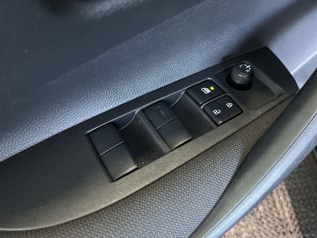 Used 2025 Toyota Corolla LE FWD image 4