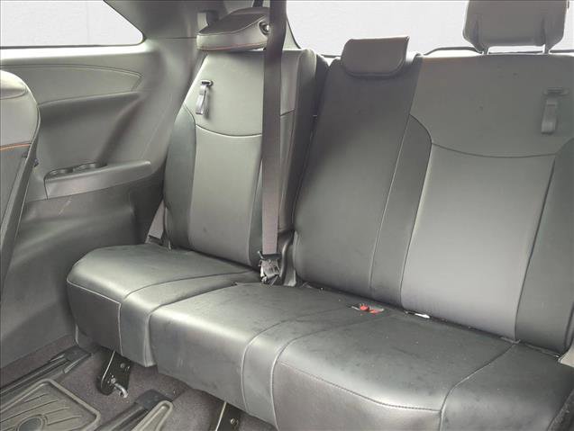 Certified 2022 Toyota Sienna XSE image 18