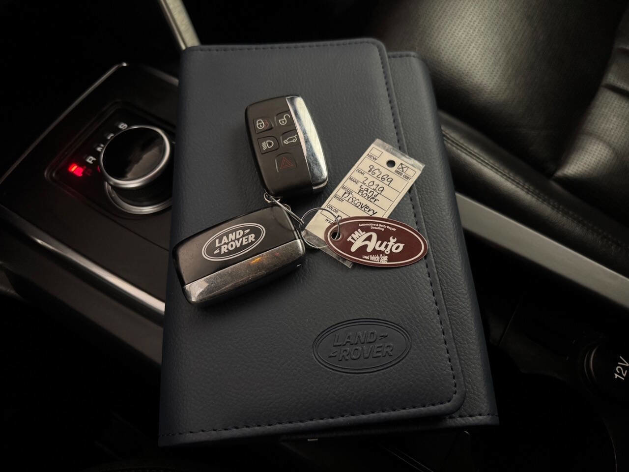 Used 2019 Land Rover Discovery Sport HSE image 44