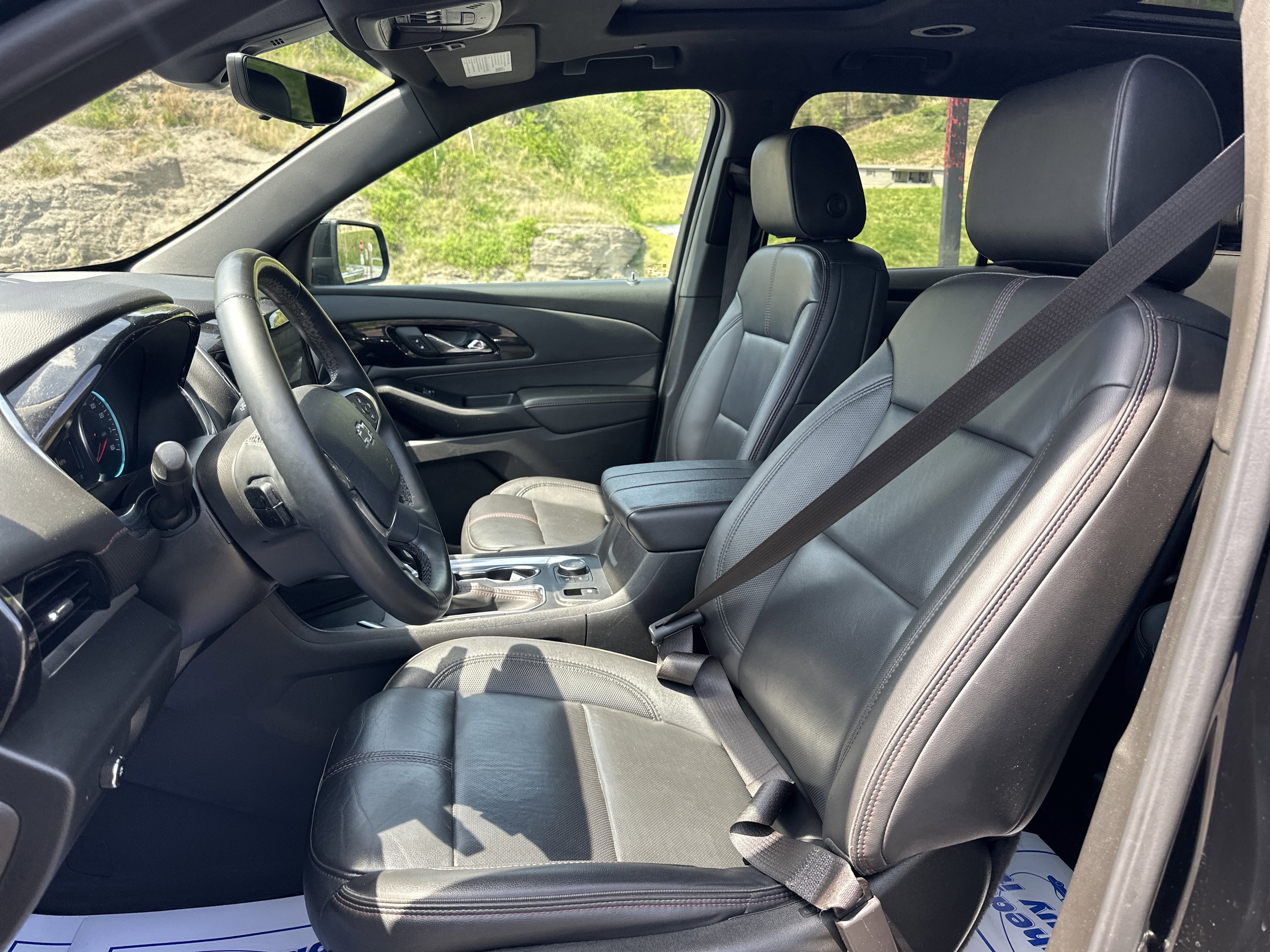 Used 2023 Chevrolet Traverse RS AWD/4WD image 20