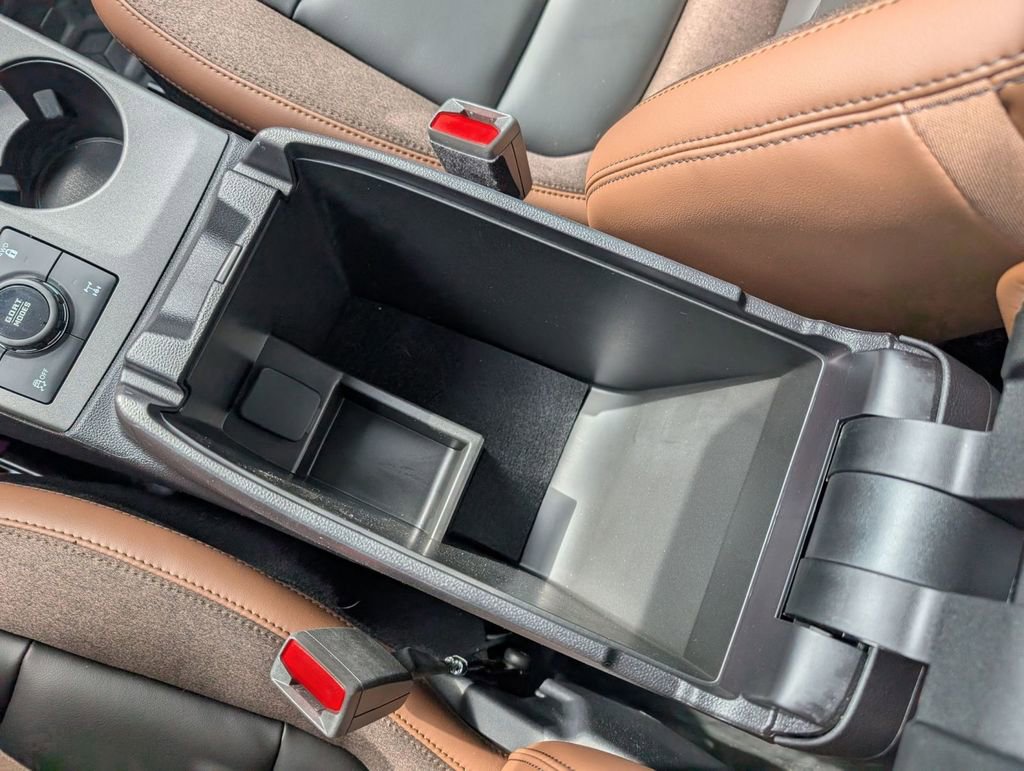 New 2025 Ford Bronco Sport Outer Banks w/ Sasquatch Outer Banks Package image 40