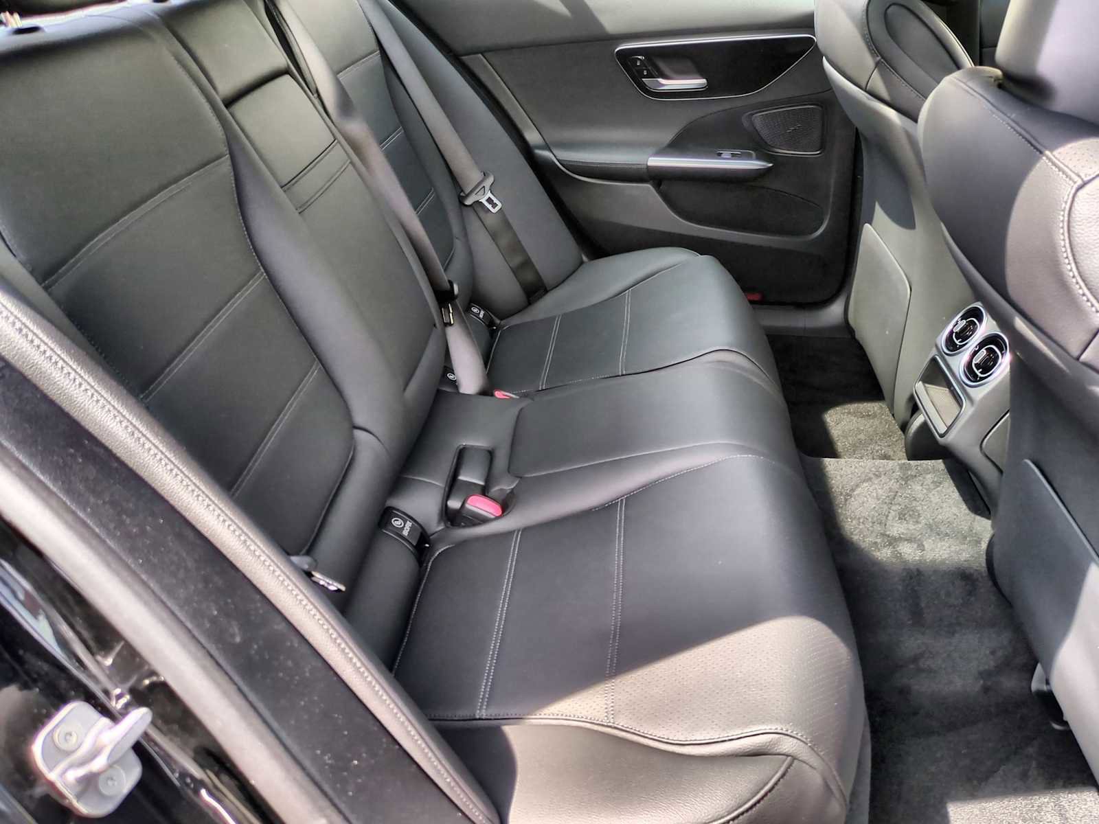 New 2025 Mercedes-Benz C 300 4MATIC Sedan image 22