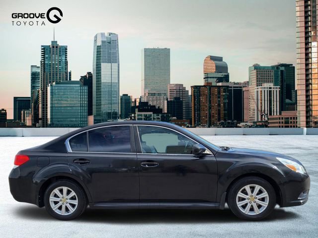 Used 2010 Subaru Legacy 2.5i Premium image 7