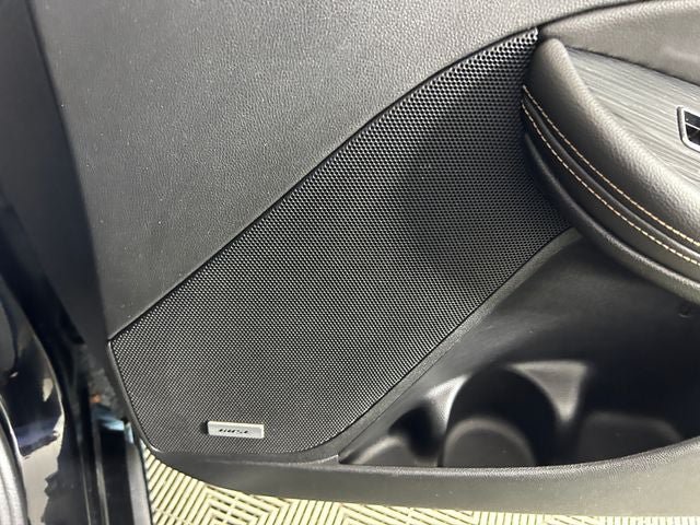 Used 2016 Chevrolet Impala LTZ w/ Enhanced Convenience Package FWD image 29