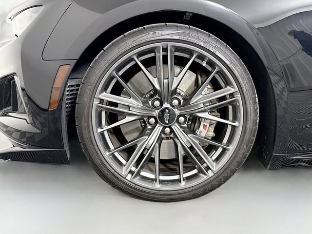 Used 2022 Chevrolet Camaro ZL1 image 30