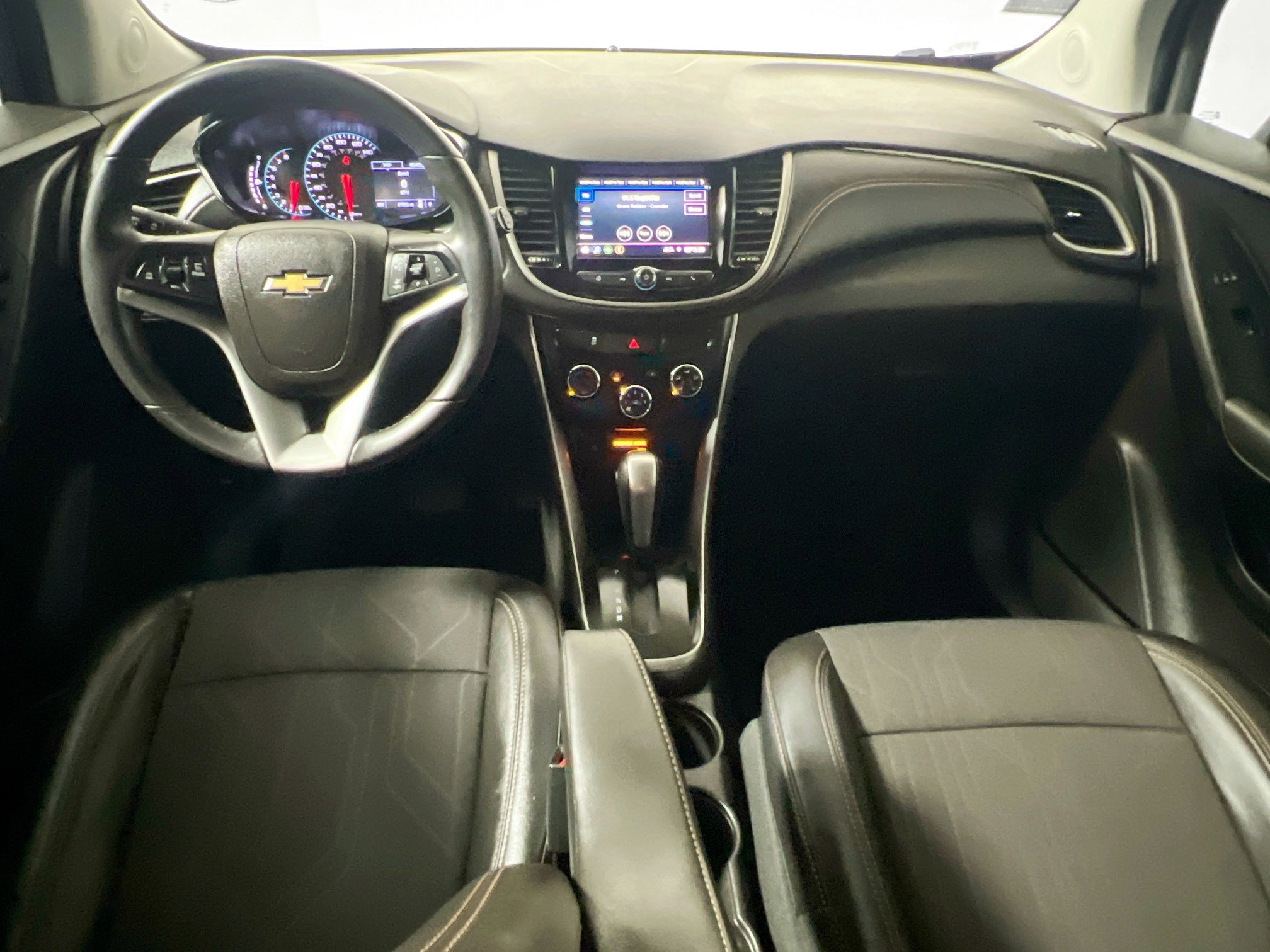 Used 2020 Chevrolet Trax LT w/ LT Convenience Package image 30