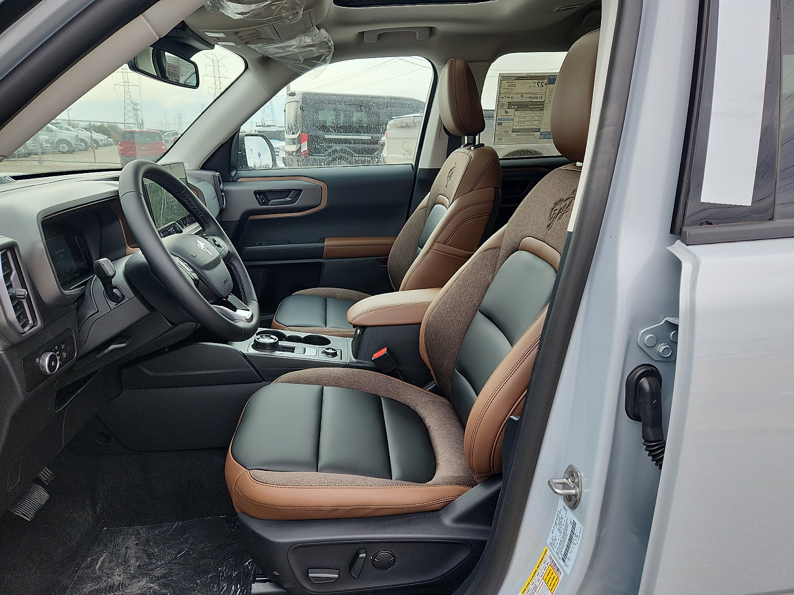 New 2026 Ford Bronco Sport Outer Banks w/ Outer Banks Tech Package+ AWD/4WD image 9