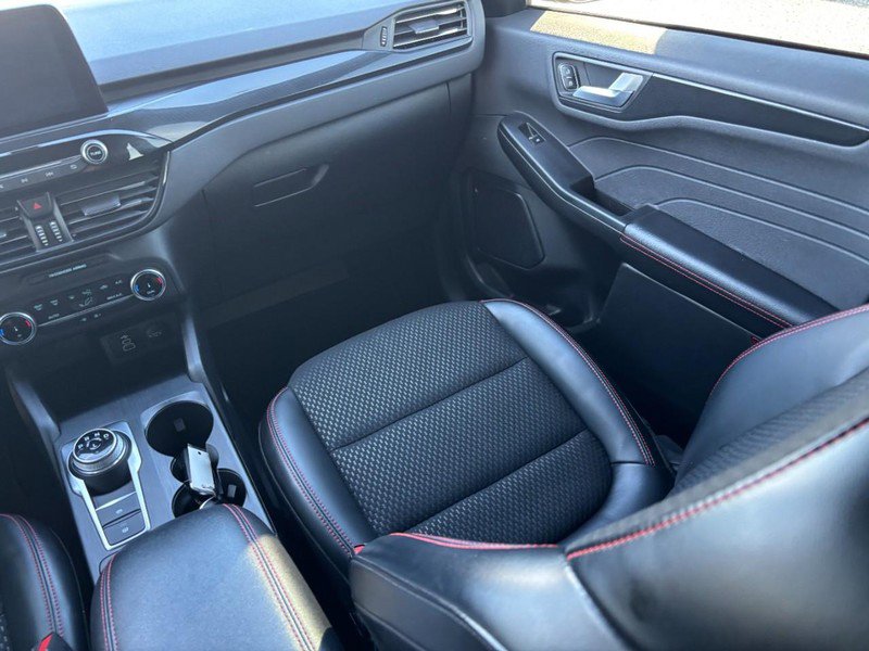 Used 2024 Ford Escape ST-Line w/ Equipment Group 301A image 15