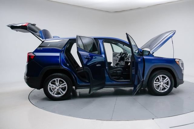 Used 2022 GMC Terrain SLE AWD/4WD image 15