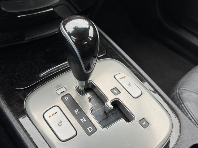 Used 2013 Hyundai Genesis 3.8 image 25