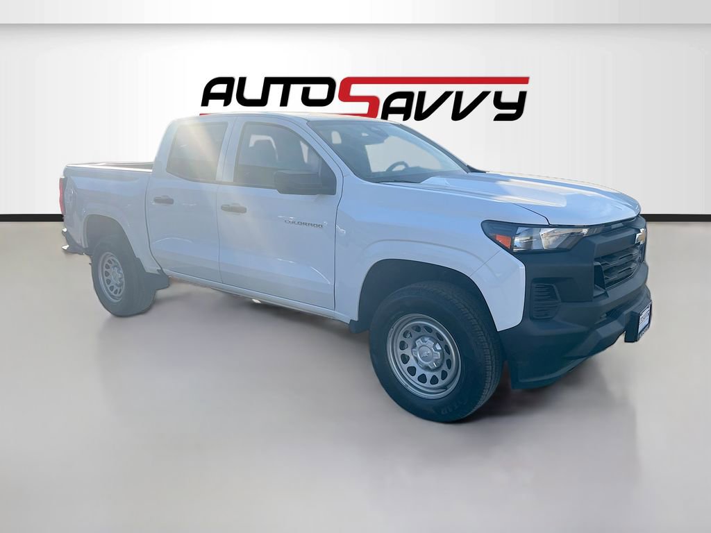 Used 2025 Chevrolet Colorado W/T image 1