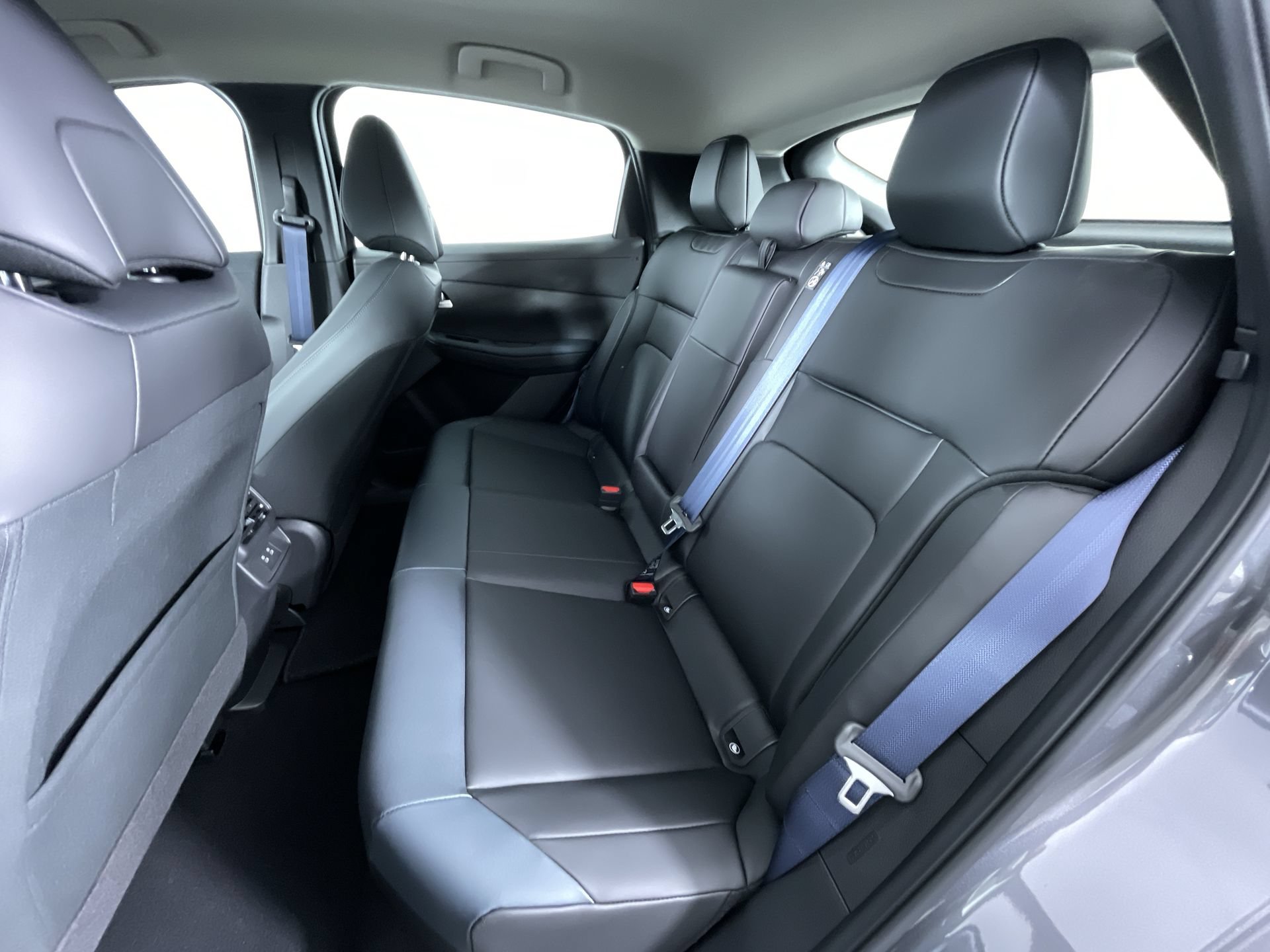 New 2026 Nissan Leaf SV+ w/ Floor Mat Package (SV+) FWD image 23