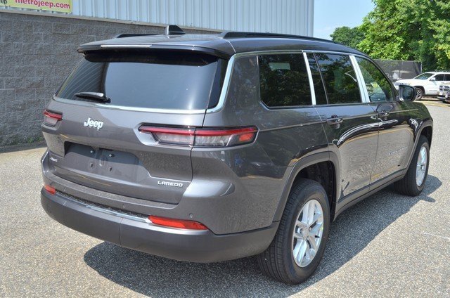 New 2025 Jeep Grand Cherokee L Laredo w/ Luxury Tech Group I image 8