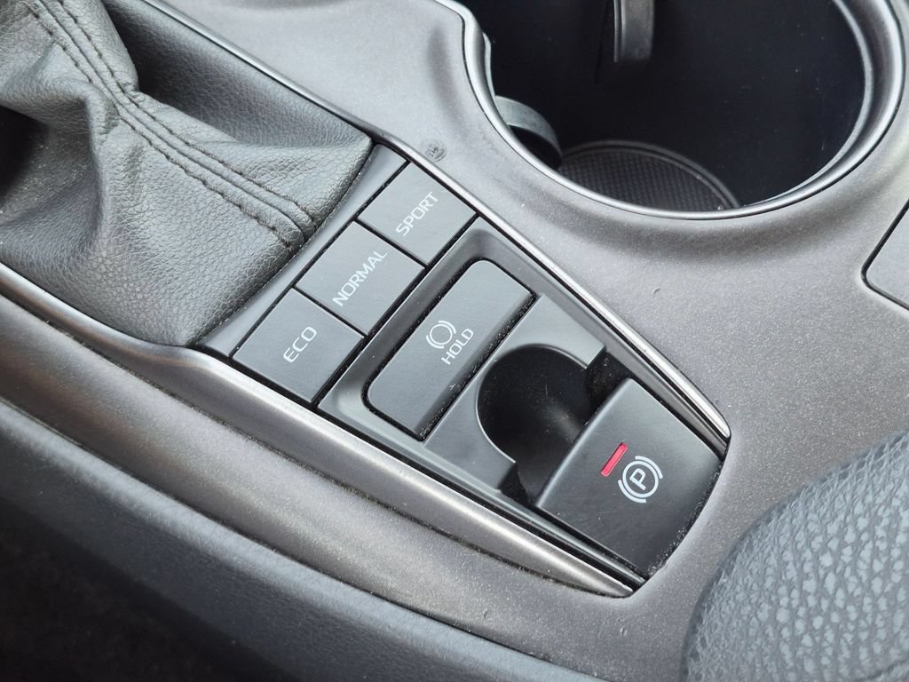 Used 2024 Toyota Camry XSE FWD image 32