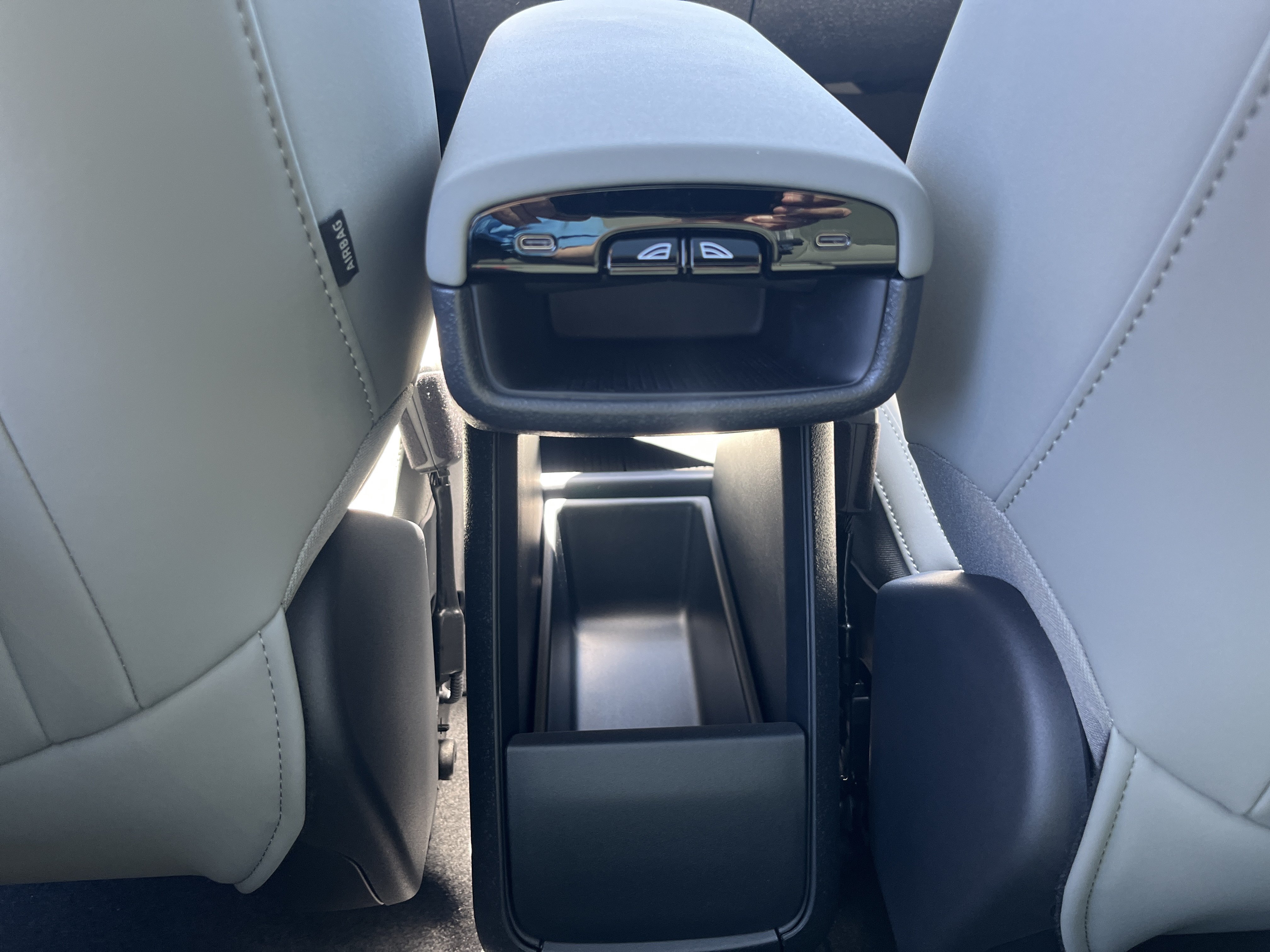 New 2026 Volvo EX30 Plus w/ Protection Package Premier AWD/4WD image 12