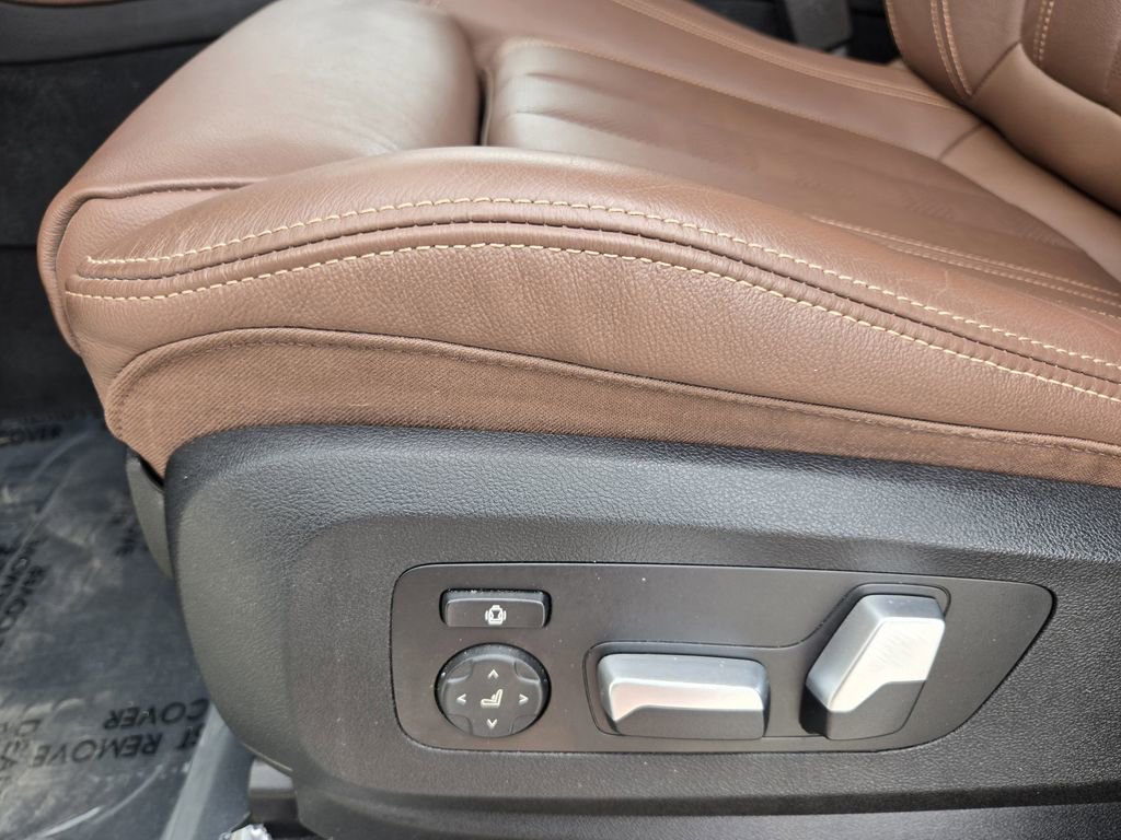 Used 2022 BMW X5 xDrive40i w/ Premium Package image 25