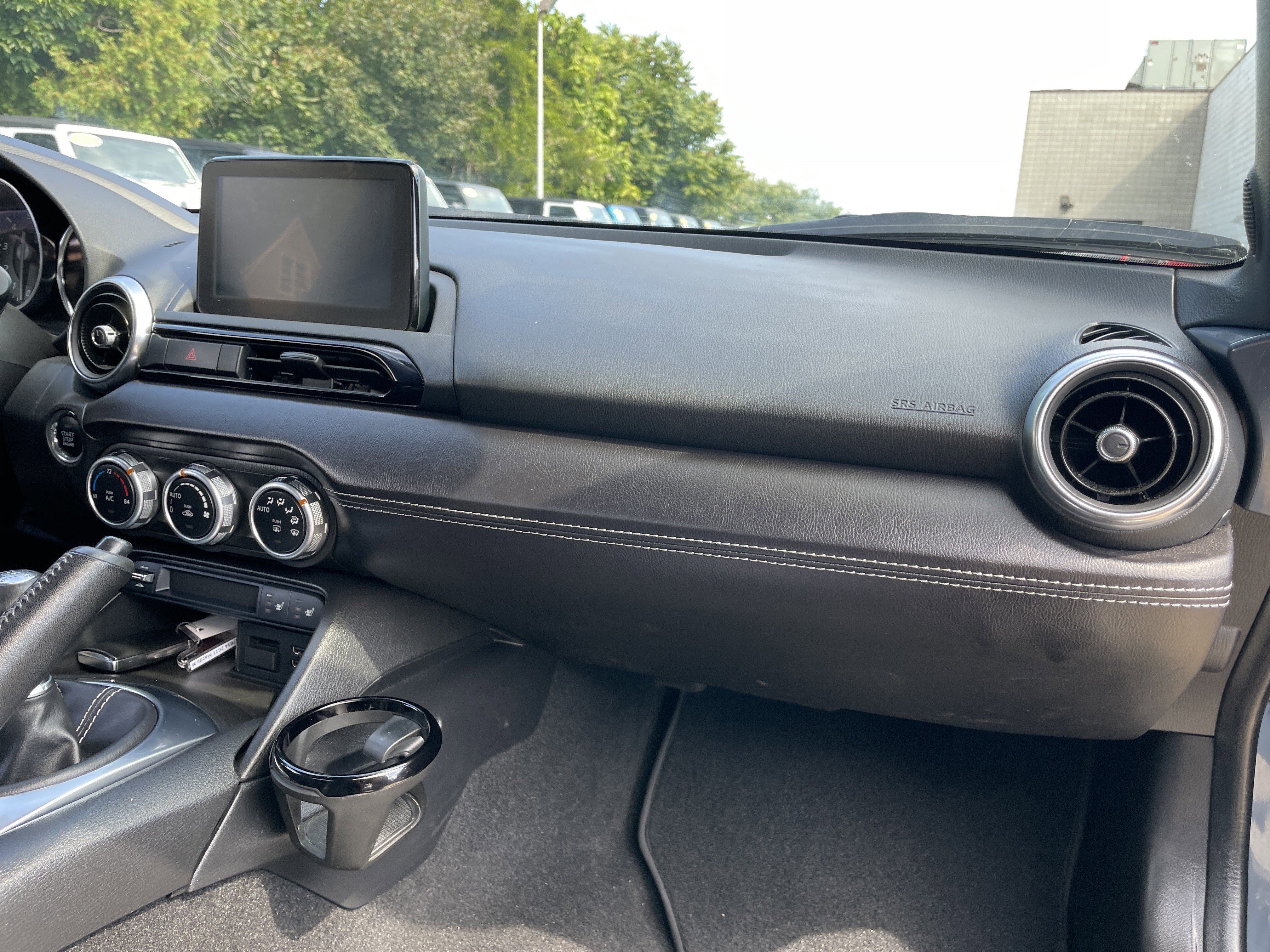 Used 2021 MAZDA MX-5 Miata RF Grand Touring image 13