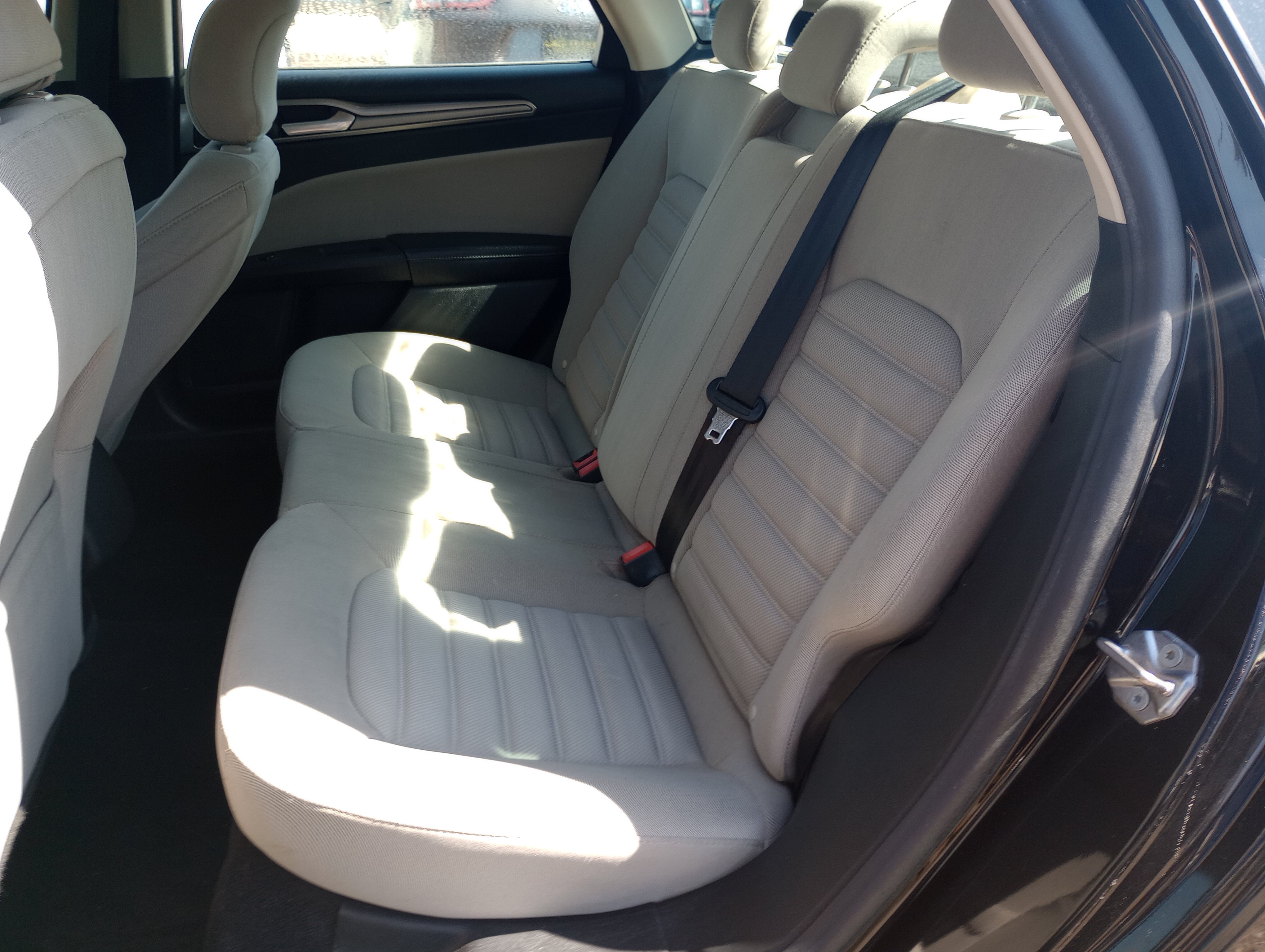 Used 2017 Ford Fusion S FWD image 11