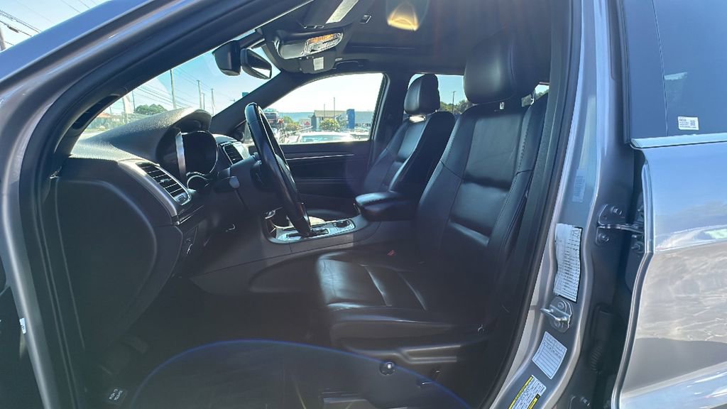 Used 2020 Jeep Grand Cherokee Limited image 9