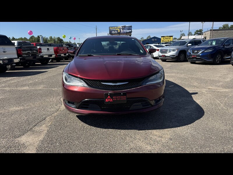 Used 2015 Chrysler 200 S w/ Navigation & Sound Group I FWD image 2