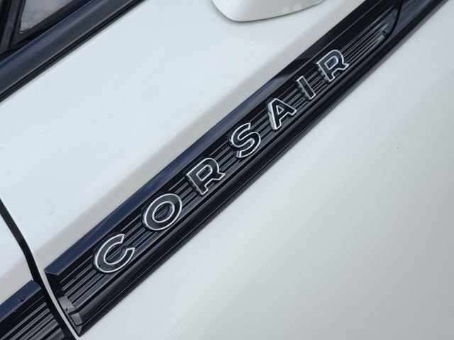 Used 2023 Lincoln Corsair Reserve w/ Equipment Group 201A FWD image 13