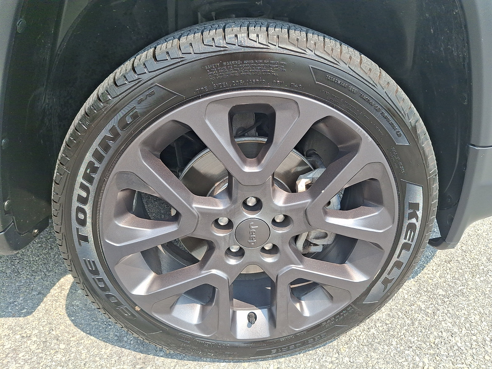 Used 2021 Jeep Compass Latitude AWD/4WD image 8