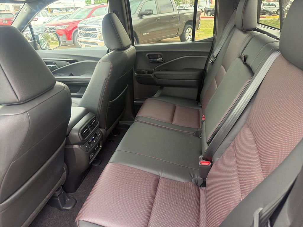 New 2026 Honda Ridgeline Black Edition image 18