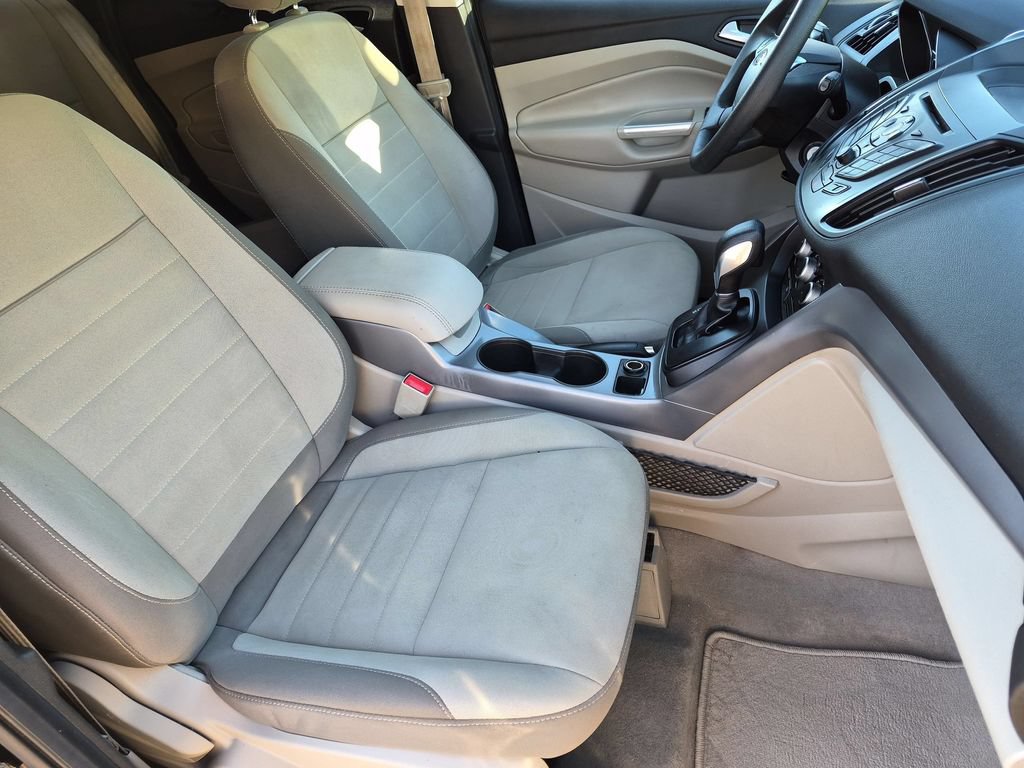 Used 2015 Ford Escape SE FWD image 20