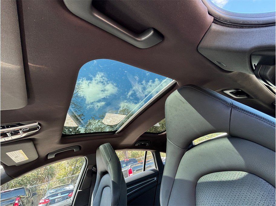 Used 2017 Porsche Panamera 4S image 38