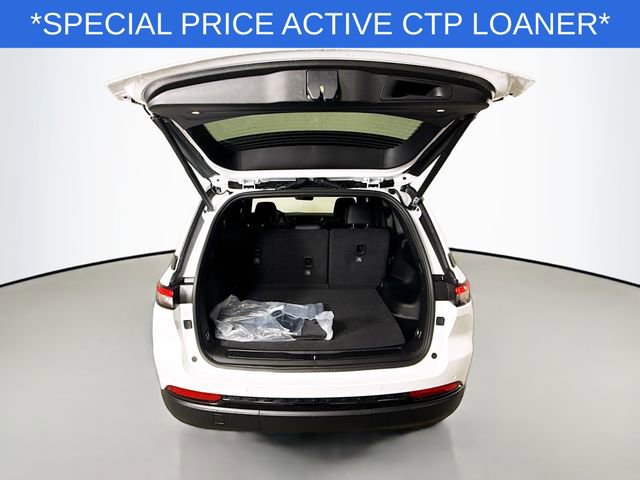 New 2025 Jeep Grand Cherokee Altitude image 25