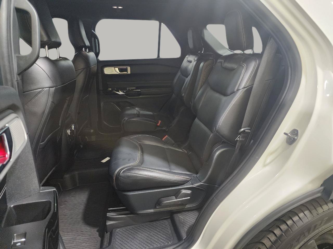 Used 2021 Ford Explorer ST w/ Equipment Group 401A AWD/4WD image 22