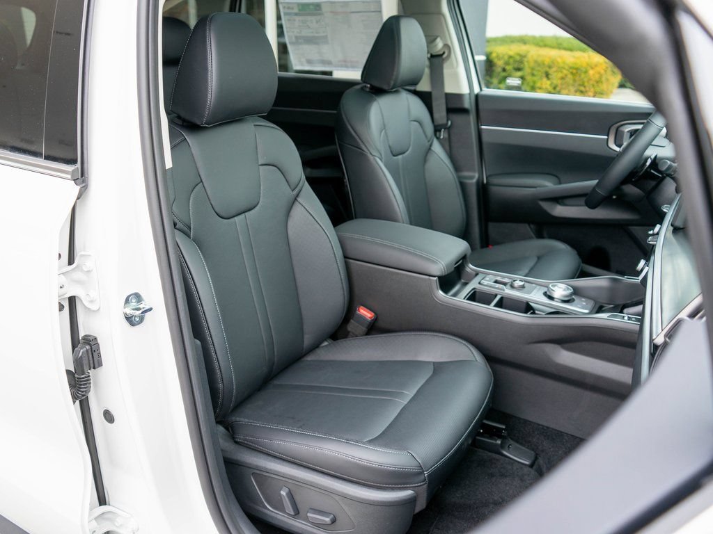 New 2026 Kia Sorento EX w/ EX Premium Package AWD/4WD image 9