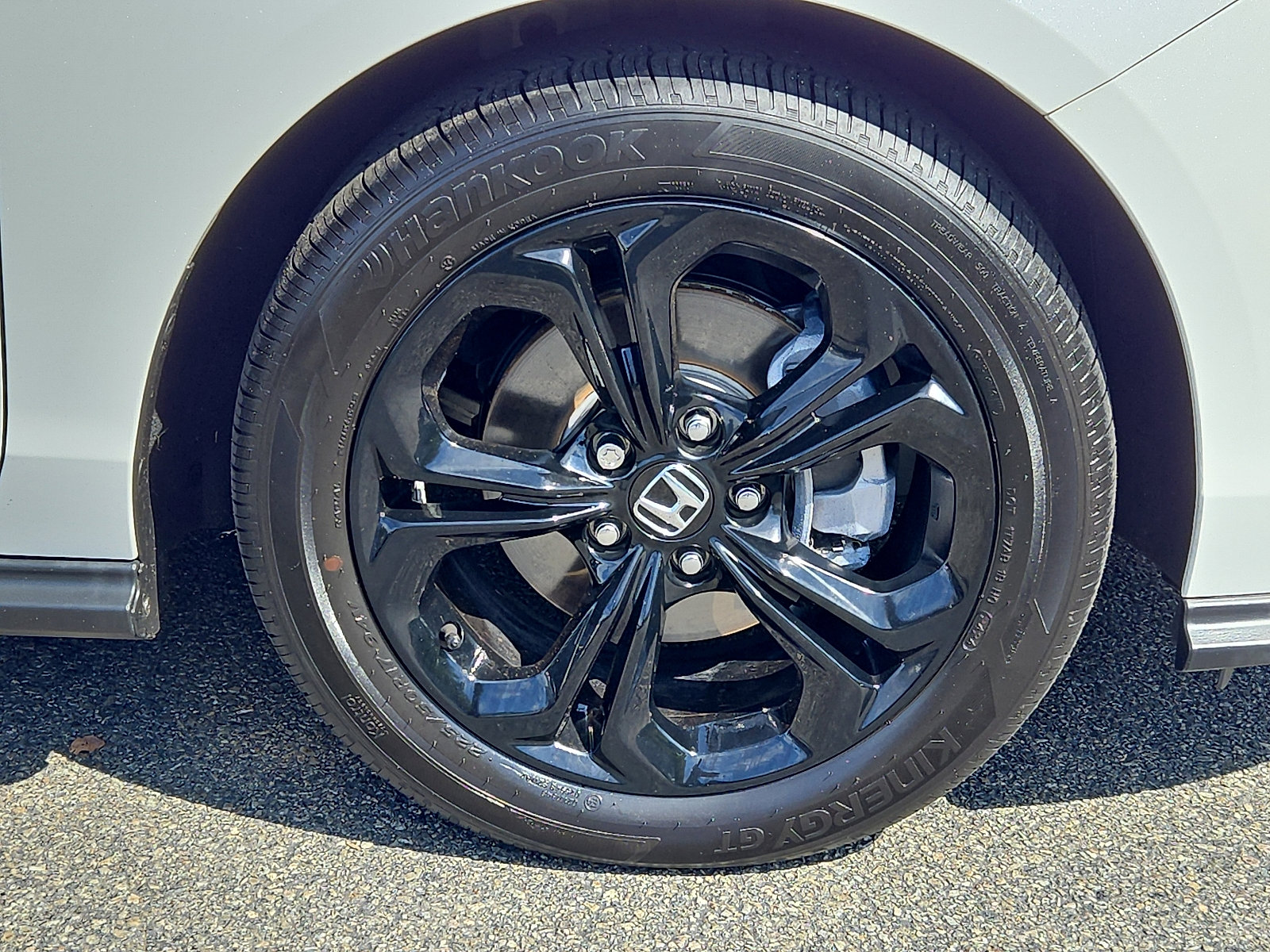 Used 2025 Honda Accord SE image 8