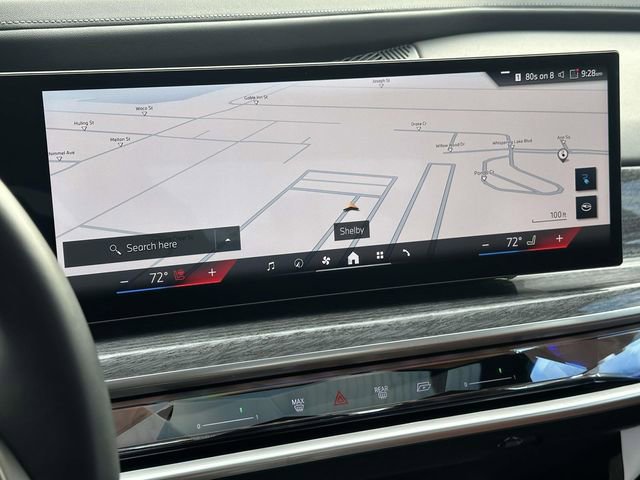 Certified 2025 BMW i7 xDrive60 image 30