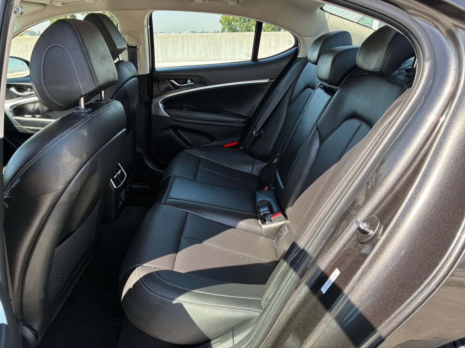Used 2026 Genesis G70 2.5T RWD image 27