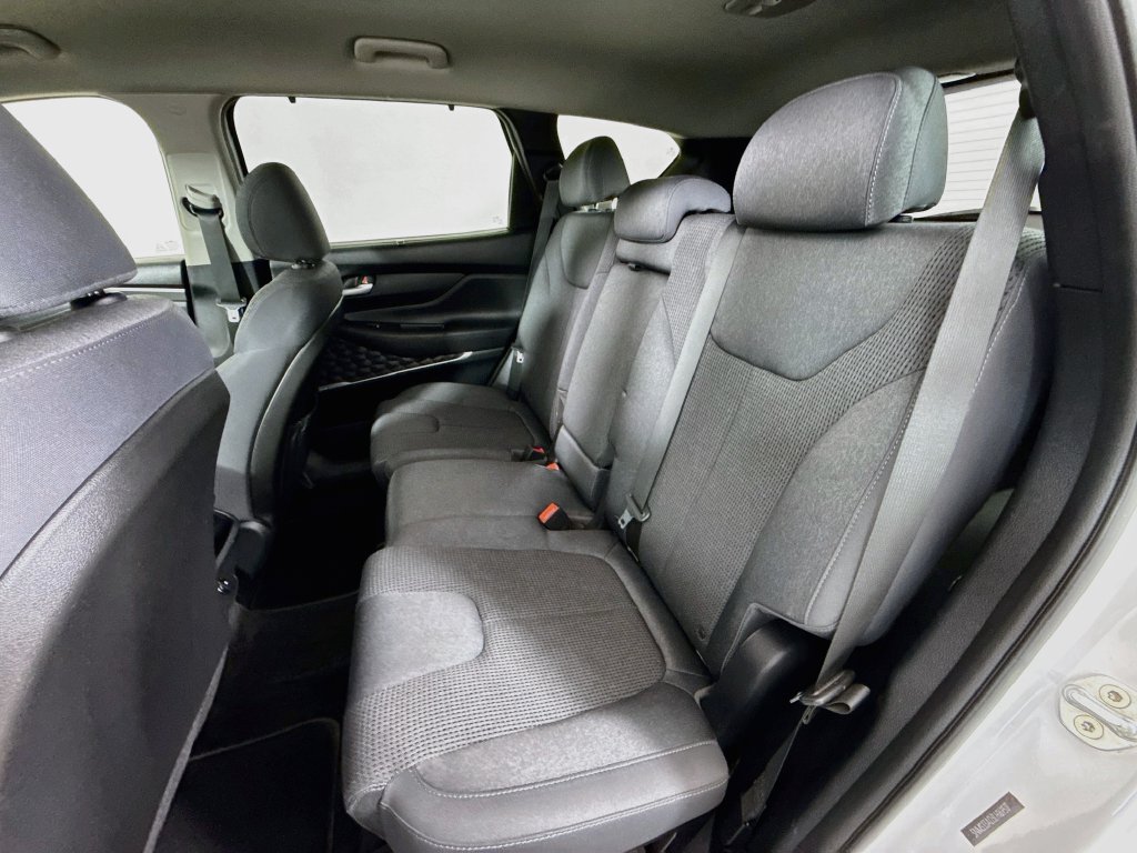 Used 2020 Hyundai Santa Fe SEL w/ Convenience Package FWD image 22