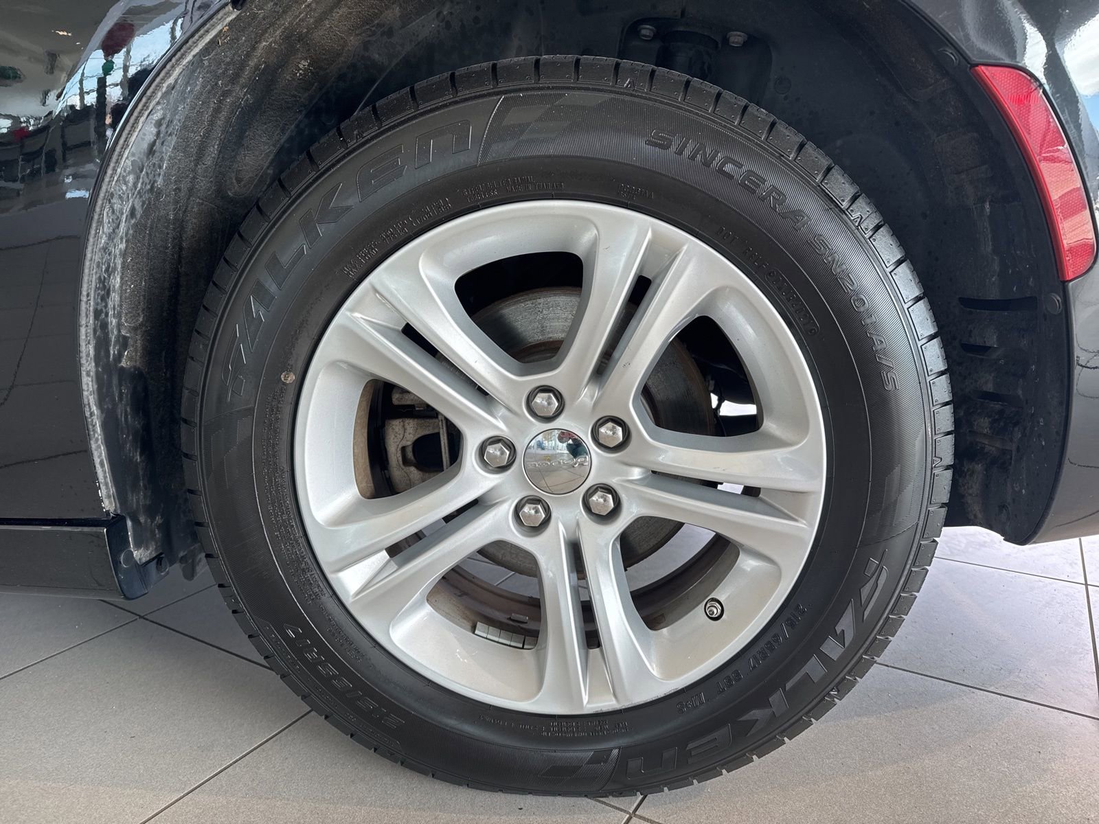 Used 2023 Dodge Charger SXT image 10